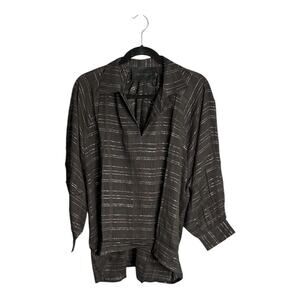 Vacate the Label Black High Low Tunic Silver Metallic Stripes Size Small